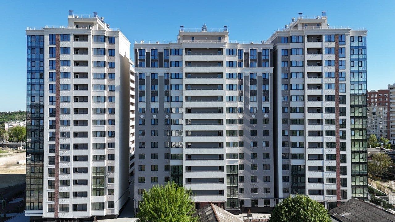 Комплекс ул. Василе Лупу 28